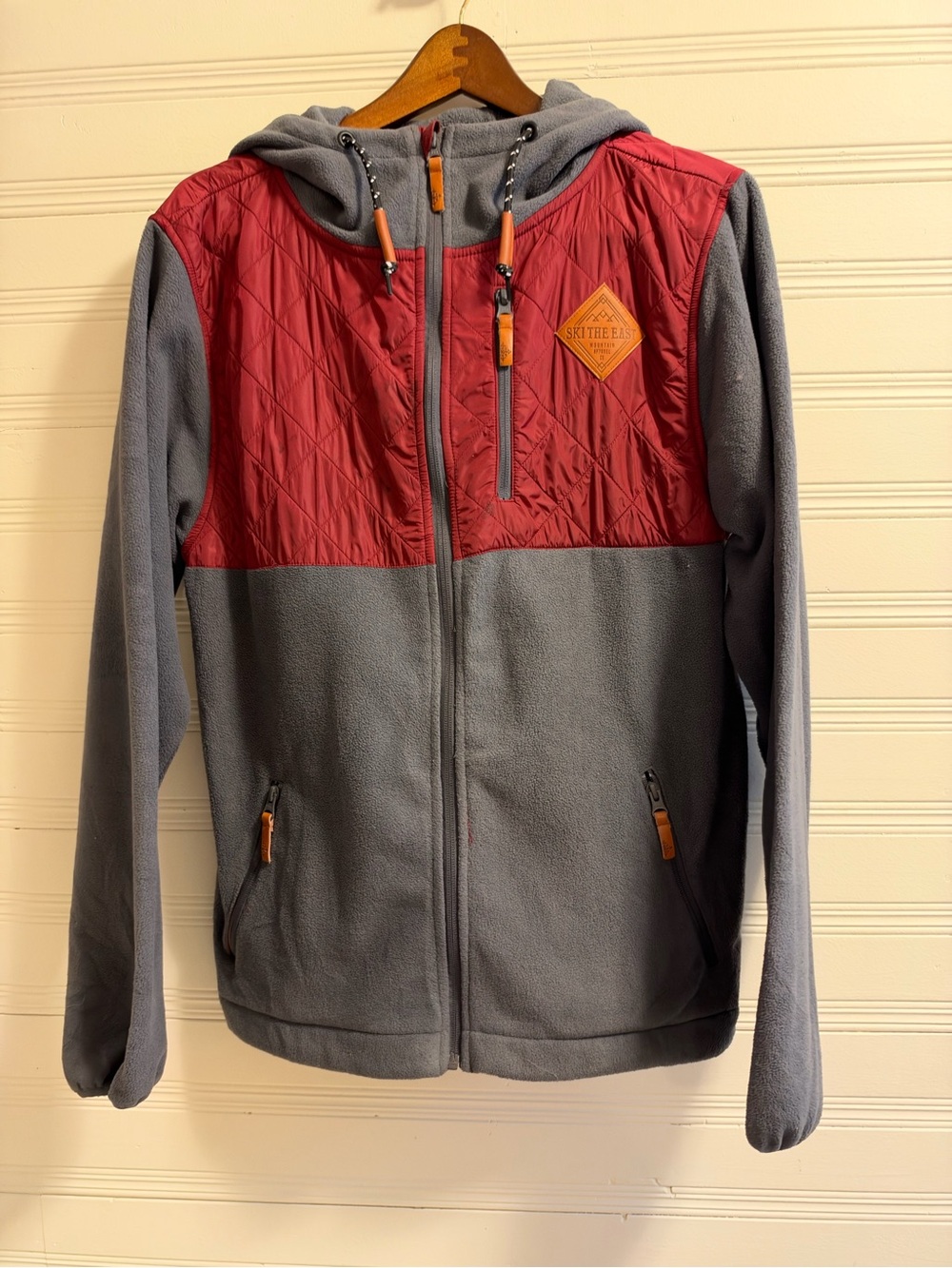 Ski The East Hybrid Fleece Hooded Jacket Grey Burgundy Quilted